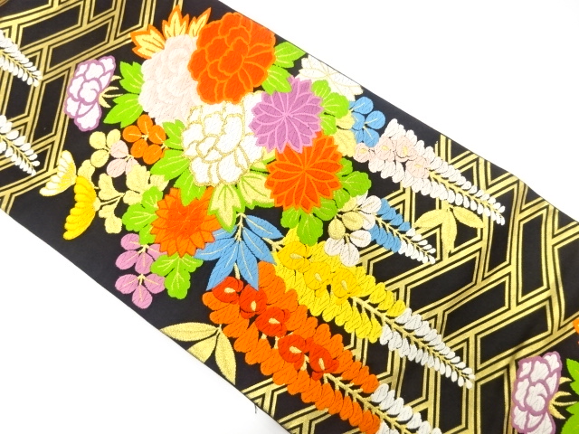 藤に牡丹・菊模様織出し袋帯